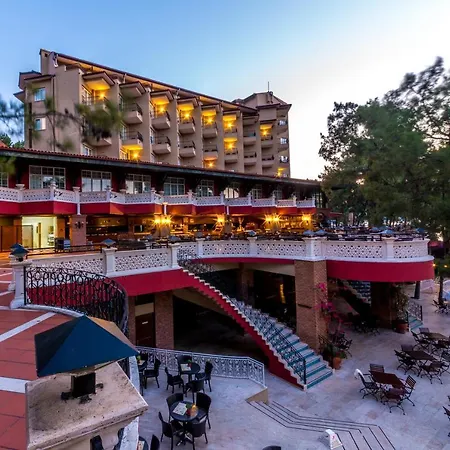 Semesteranläggning (resort) Grand Yazici Club Palace 4*