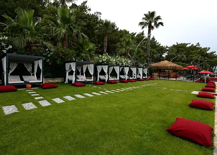 Курортный комплекс Grand Yazici Club Marmaris Palace