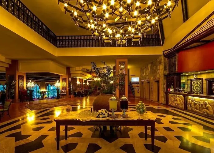 Курортный комплекс Grand Yazici Club Marmaris Palace 4*