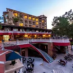 Θέρετρο Grand Yazici Club Marmaris Palace 4*