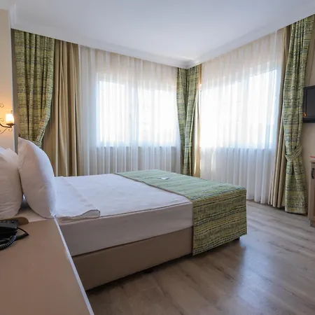 אתר נופש Grand Yazici Club Palace מרמריס