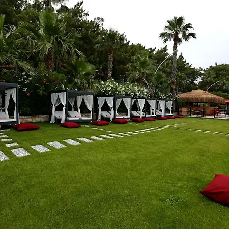 אתר נופש Grand Yazici Club Palace
